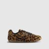 Bruna sneakers i mocka med djurmönster