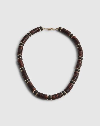 Brunt halsband med träpärlor
