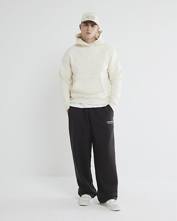 Cream Regular Fit långärmad hoodie
