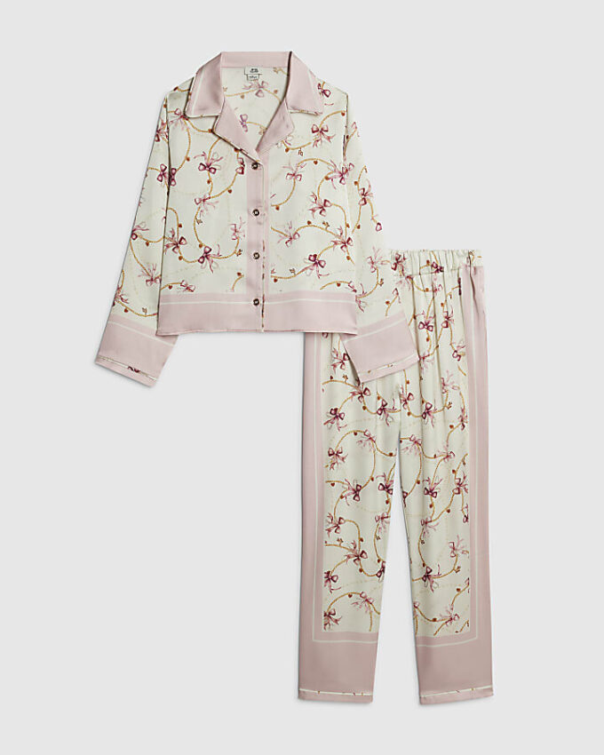 Flickor Krämfärgat pyjamas-set i satin med rosett och kedja Flickor Krämfärgat pyjamas-set i satin med rosett och kedja
