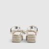 Flickor Silvermetalliska kilklacksandaler med rosett