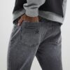 Grå jeans med raka ben Grå jeans med raka ben