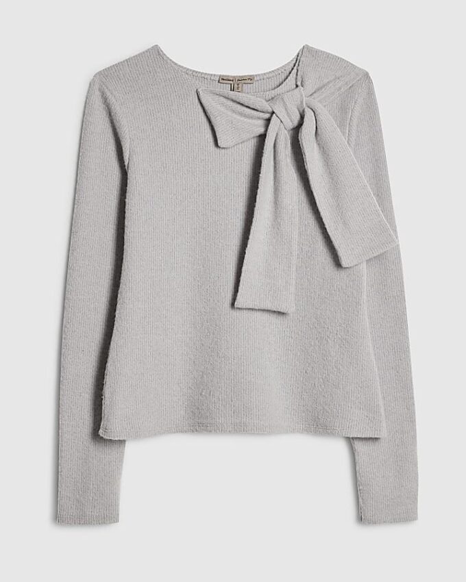 Grå långärmad mysig topp med rosett