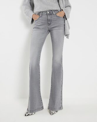 Grå midhög flared jeans Grå midhög flared jeans
