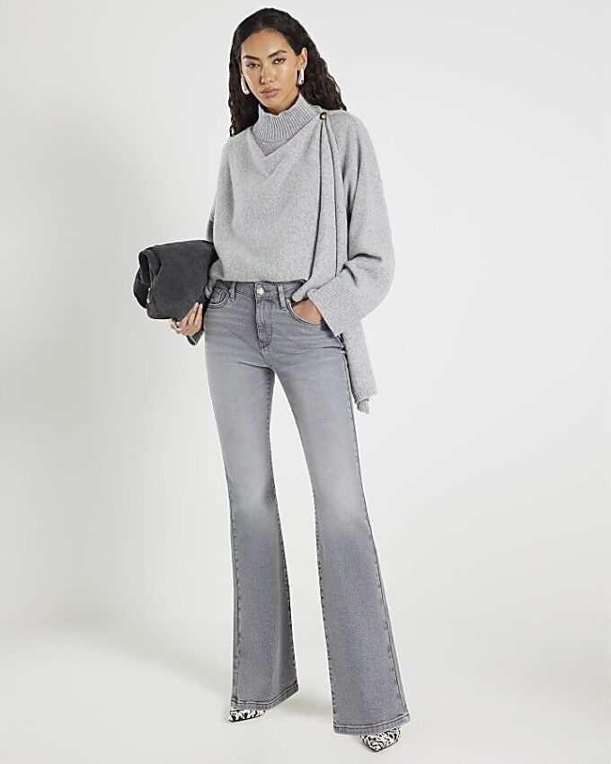 Grå midhög flared jeans