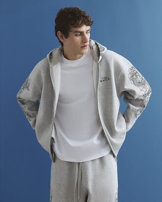 Grå oversized hoodie med japansk drake
