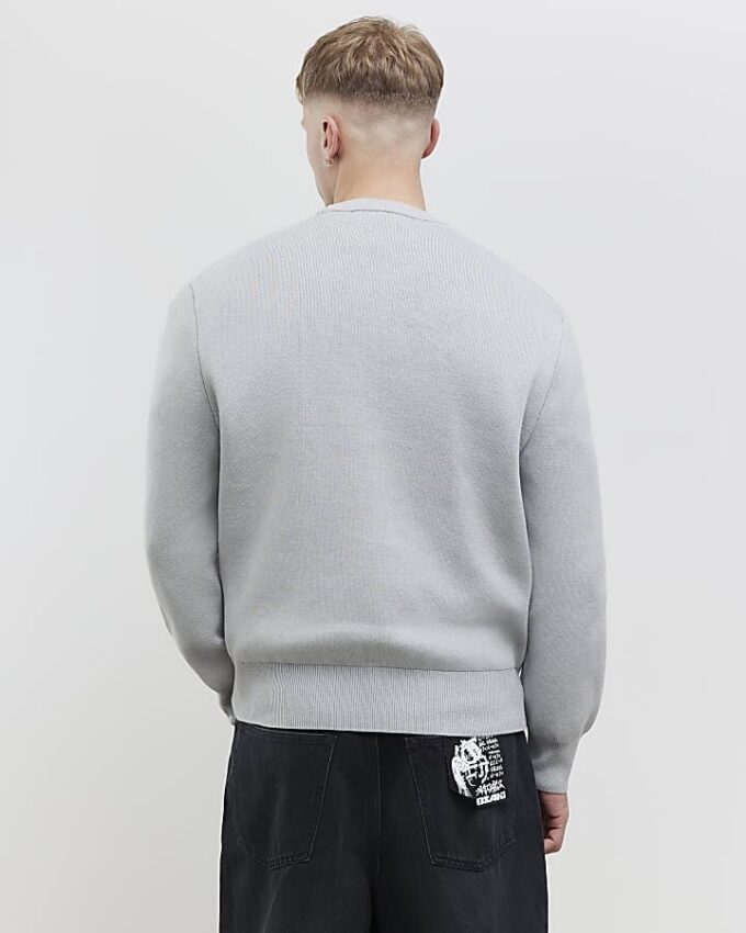 Grå regular fit AR-stickad sweatshirt