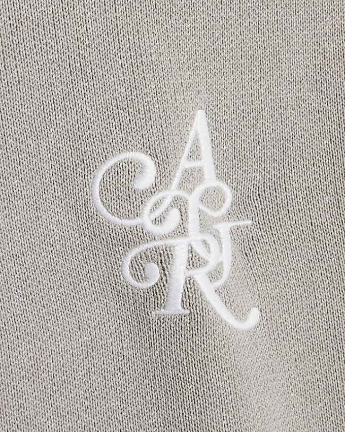 Grå regular fit AR-stickad sweatshirt