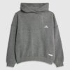 Grå RVR Edition-hoodie med tryck på ryggen