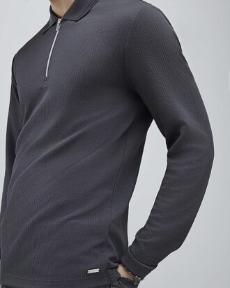 Grå slim fit-polotröja med struktur och kvartlång dragkedja