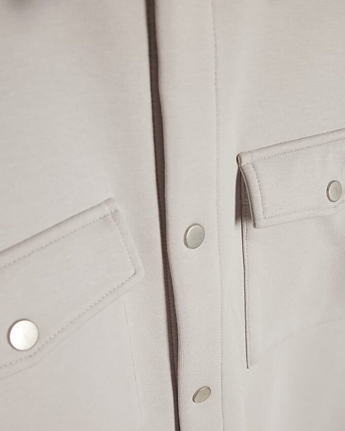 Grå slim fit-överkjol Grå slim fit-överkjol