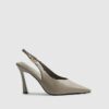 Grå slingback-klackar med logotyp