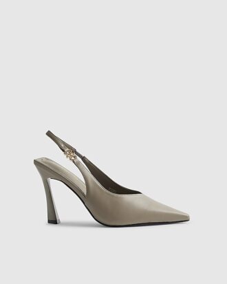 Grå slingback-klackar med logotyp