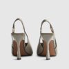 Grå slingback-klackar med logotyp