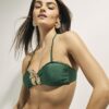Grön bandeau-bikinitopp med metallbeslag
