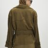 Grön kort trenchcoat i mocka