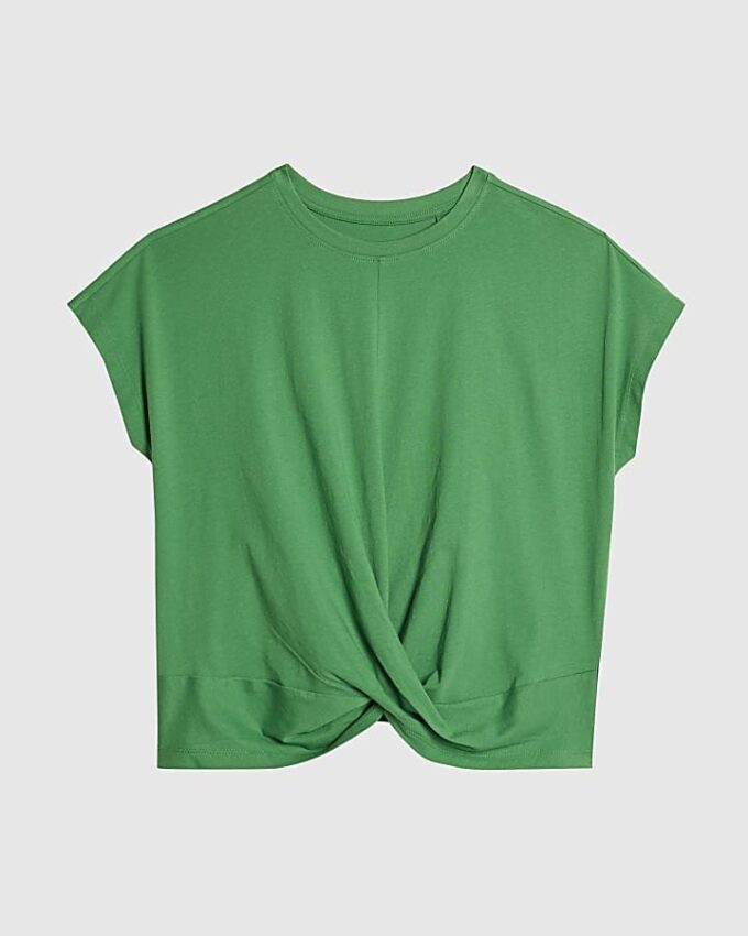 Grön kortärmad T-shirt med vridet framstycke