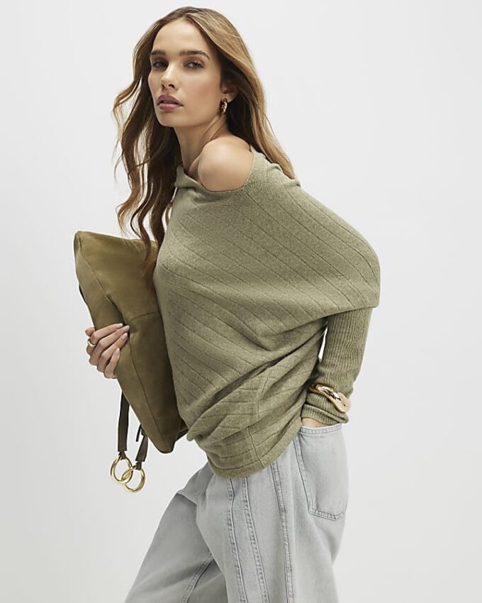 Grön ribbad off-shoulder-tröja