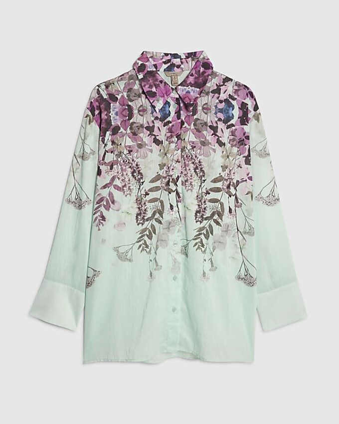 Grön skjorta med blommönster