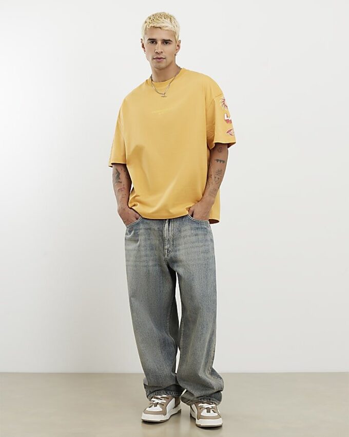Gul oversized T-shirt med 92 fotopatch