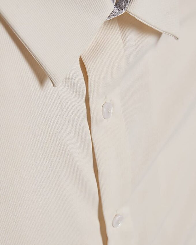 Gul slim fit premiumskjorta