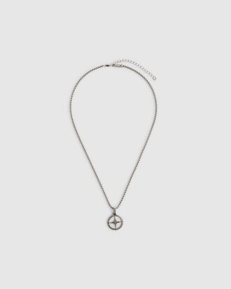 Halsband i silverstål med kompass