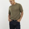 Khakifärgad slim fit-stickad T-shirt