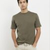 Khakifärgad slim fit-T-shirt