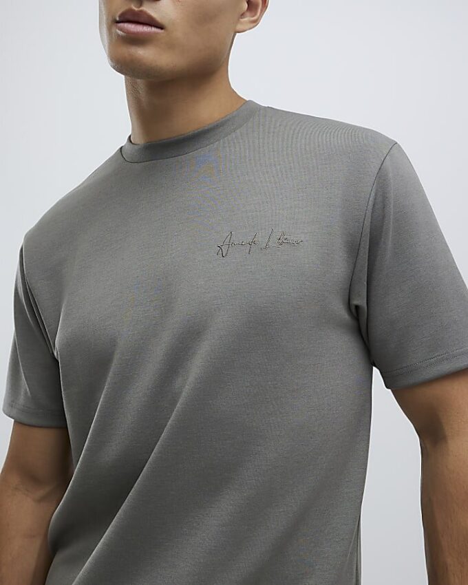 Khakifärgad slim fit-T-shirt Khakifärgad slim fit-T-shirt