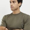 Khakifärgad slim fit-T-shirt