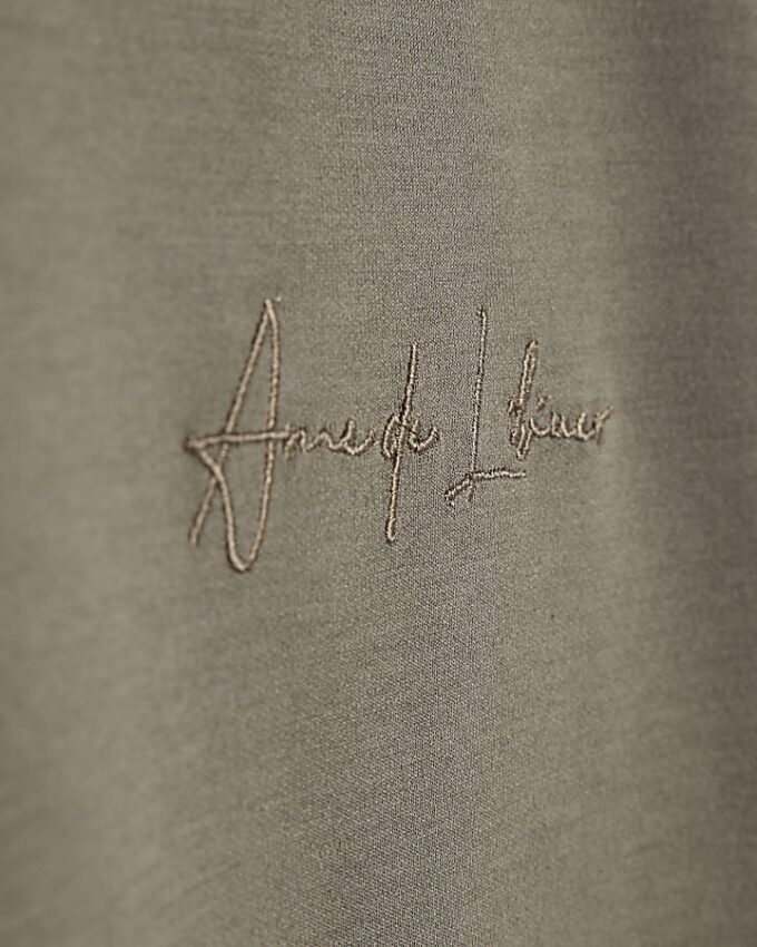 Khakifärgad slim fit-T-shirt Khakifärgad slim fit-T-shirt
