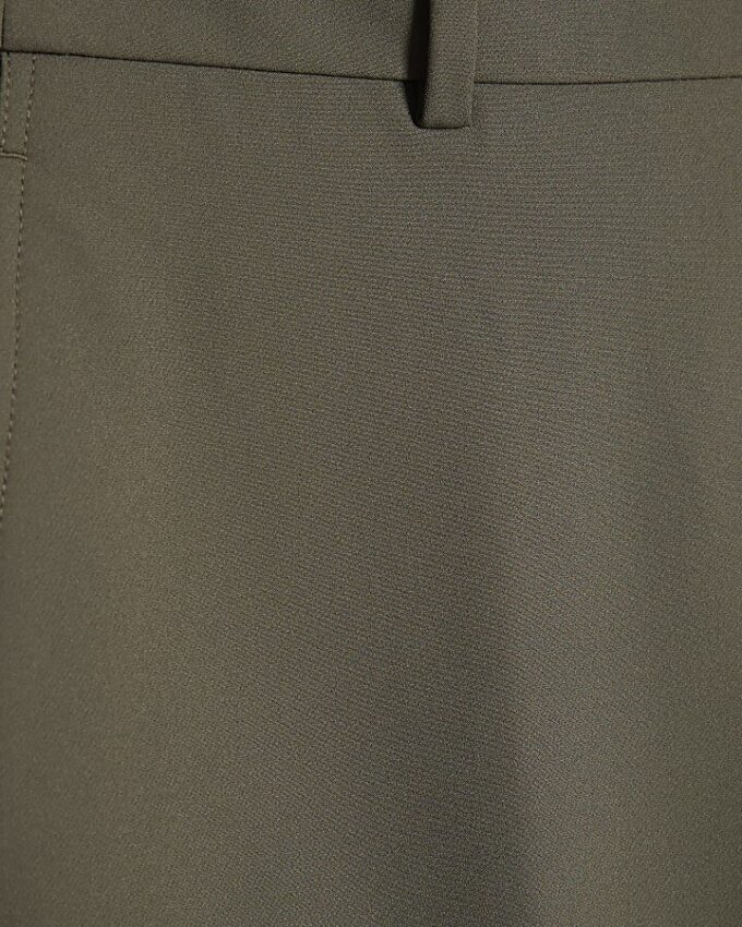 Khakifärgade skinny fit-byxor Khakifärgade skinny fit-byxor