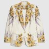 Krämfärgad blazer med blommönster