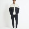 Krämfärgad slim fit-jacka med färgblock