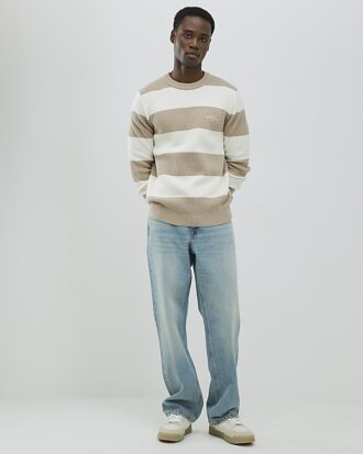 Krämfärgad slim fit-tröja med randiga ribbade block