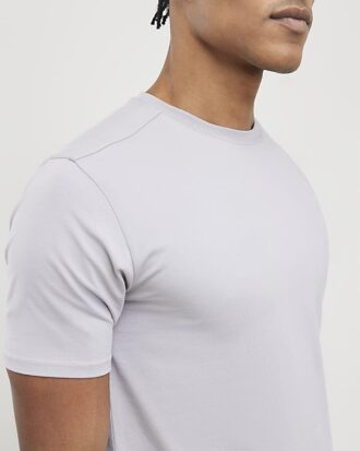 Lila muskelfit-T-shirt
