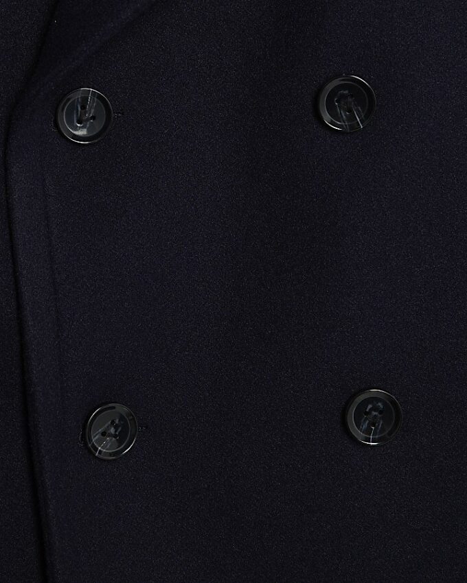 Marinblå dubbelknäppt peacoat