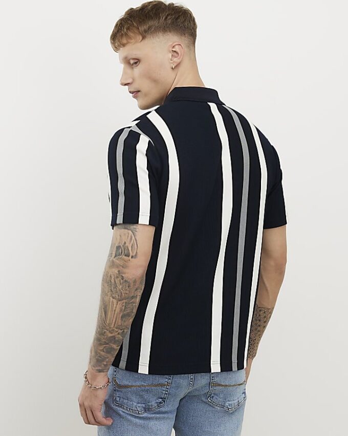 Marinblå slim fit-polotröja med ränder
