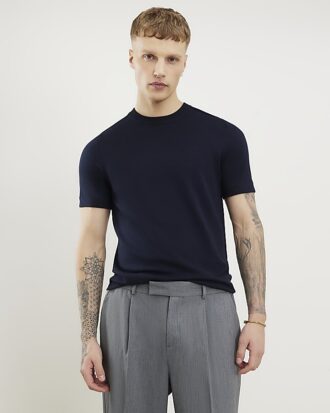Marinblå slim fit-stickad T-shirt