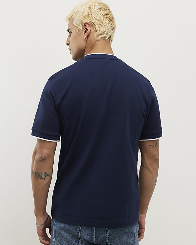 Marinblå slim fit-tröja med MCMXII-märke