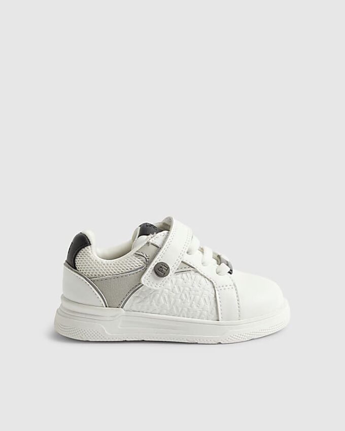 Mini Boys vita RI-präglade sneakers