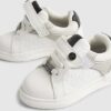 Mini Boys vita RI-präglade sneakers