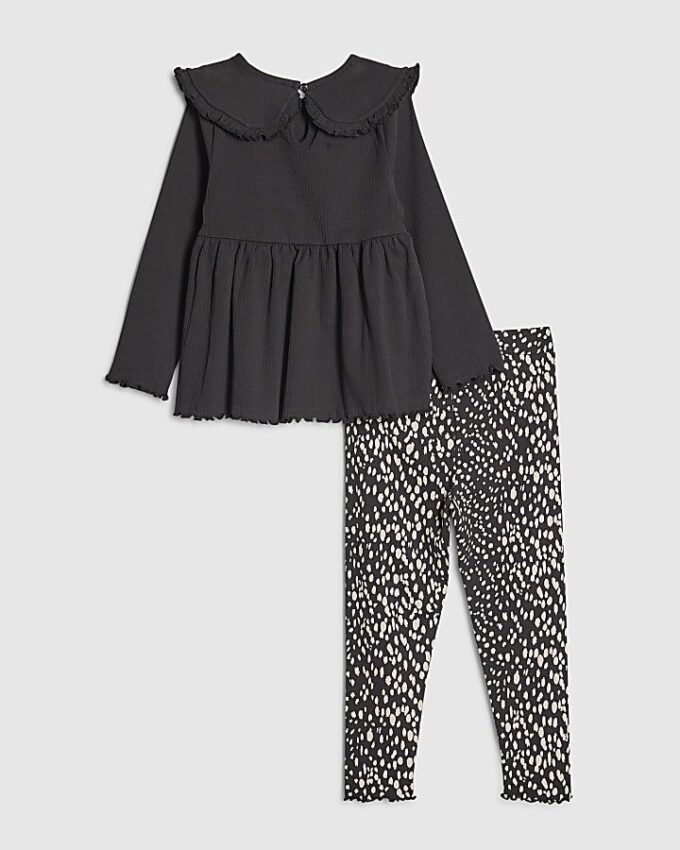 Mini Girls svart toppset med ribbad krage Mini Girls svart toppset med ribbad krage