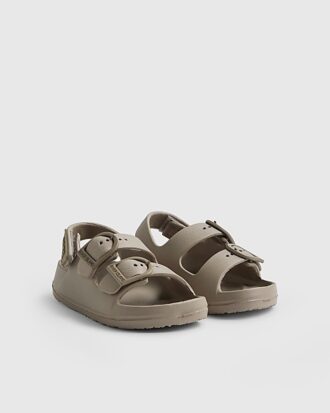 Mini pojkar beige formade sandaler med dubbla remmar