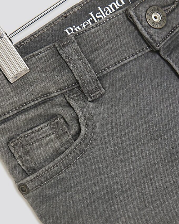 Mini pojkars grå stretchiga tapered jeans Mini pojkars grå stretchiga tapered jeans