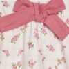 Mini-pyjamas för flickor i rosa med rosenknoppar Mini-pyjamas för flickor i rosa med rosenknoppar