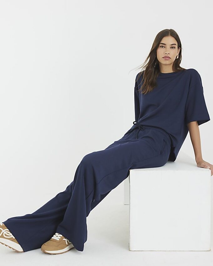 Navy Premium högmidjade joggingbyxor med vida ben