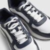 Navyfärgade färgblockerade sneakers