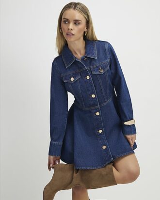 Petite blå denimklänning med långa ärmar