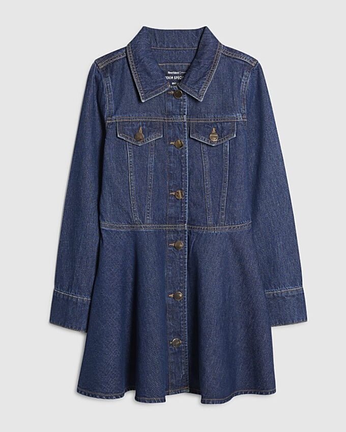 Petite blå denimklänning med långa ärmar